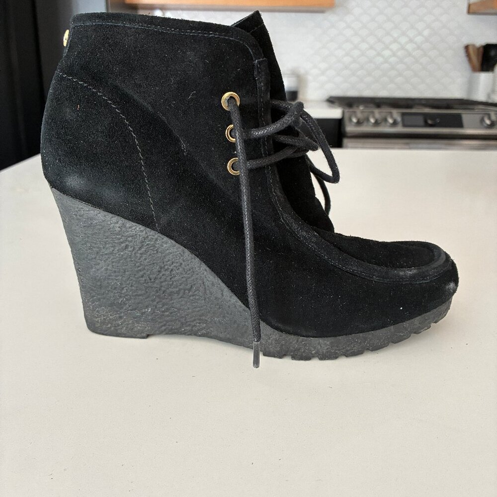 Michael Kors Women's Rory Boot Size 10 Chukka Wedge Lace Up Black Suede